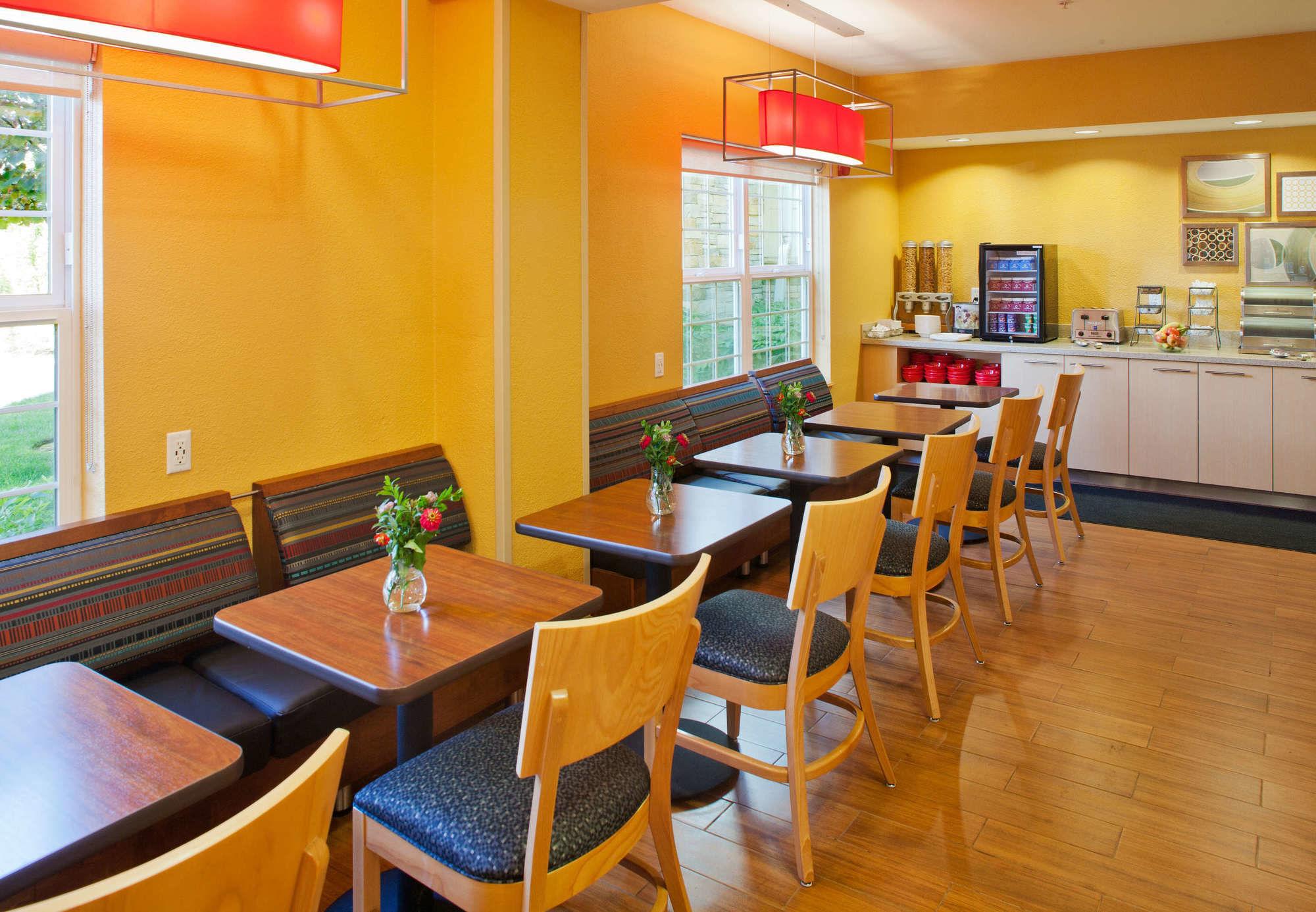 Towneplace Suites Medford Buitenkant foto